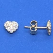 Sűrű fehér cirkon kővel díszített, csillogó szív alakú arany srófos fülbevaló