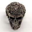 Koponya formájú gazdagon mintázott antikolt férfi ezüst gyűrű