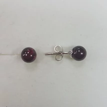 Fehér arany, gránát fülbevaló