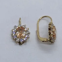 Arany topáz színű virágos arany fülbevaló