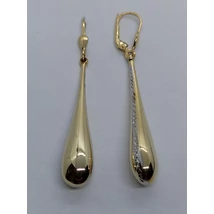 Nagyon dekoratív csepp alakú, az élén ródiumozott, és csiszolt lógós arany fülbevaló