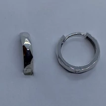 Magas fényű csiszolt fehér arany karika fülbevaló