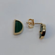 Sima foglalatú félkör íves malahit köves srófos arany fülbevaló