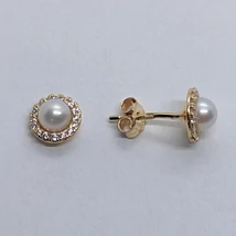 4 mm-es édesvizi tenyésztett gyöngyös, cirkon kővel körbe rakott, srófos arany fülbevaló