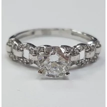 Fehér arany gyűrű