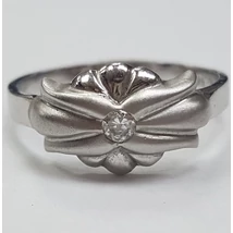 Fehér arany gyűrű