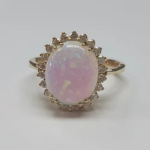 Arany, opál köves gyűrű