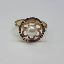 Arany, tenyésztettgyöngyös gyűrű