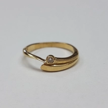 Arany eljegyzési gyűrű