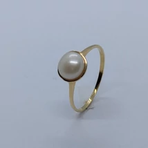 Tenyésztettgyöngyös arany gyűrű 