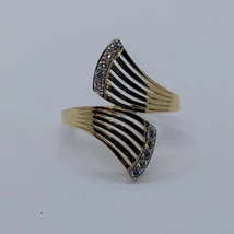 Aszimetrikus cirkon  köves arany gyűrű