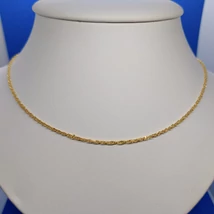 Csiszolt szállakból készült duplán csavart arany lánc