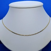 Magas fényú csiszolt, egyenletes szemű arany lánc