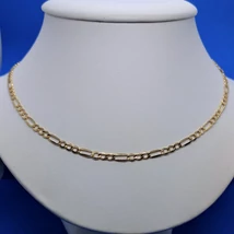 3+1 hosszú szemmel készült, csiszolt, és magas fényű figaró fantázia nevű arany lánc