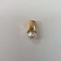 Arany medál, gyönggyel