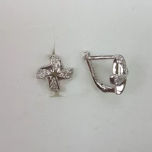 Virágos ezüst fülbevaló