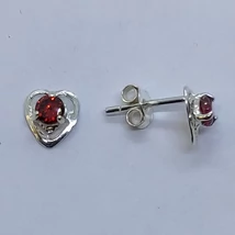 Piros köves szives ezüst fülbevaló
