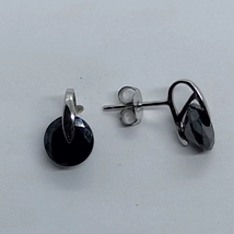 Korong alakú forgó fekete Onix köves ezüst fülbevaló