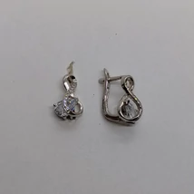 Végtelen jeles cirkon köves + egy nagy cirkon kövel díszített ezüst fülbevaló