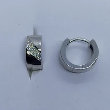 5 mm széles sima, de középen sávoan dupla cirkon kő sorral kirakott ezüst karika fülbevaló