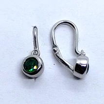 Zöld cirkon köves buttonos foglalatú elől kapcsos bébi ezüst fülbevaló