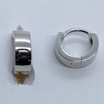 4 mm széles sima kicsi, férfinak is megfelelő ezüst karika fülbevaló