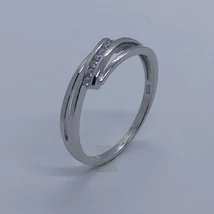 Aszimmetrikus formájú cirkon kővel díszített ezüst gyűrű