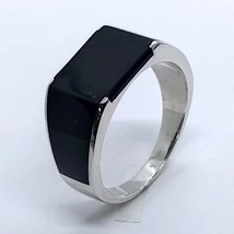 Téglalap alakú Onix betétes ezüst férfi gyűrű