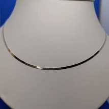 Magas fényű csiszolt elegáns lap ezüst lánc