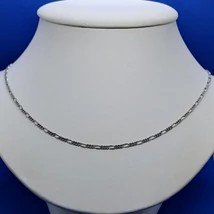 Klasszikus 3+1 szemes figaró fantázia nevű fényesre csiszolt ezüst lánc