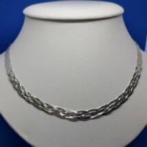Magas fényű 4 szállból összefont csillogó ezüst nyakék
