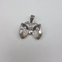 Pillangós ezüst medál